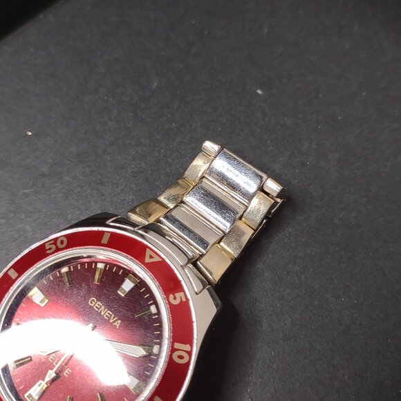 8.5 Inch Red Geneva Watch With Two Tone Band - Picture 5 of 10